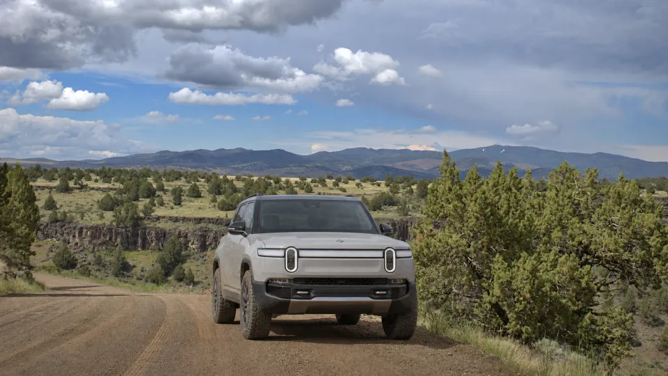 A Rivian R1S on the Owyhee Uplands Backcountry Byway in Idaho
