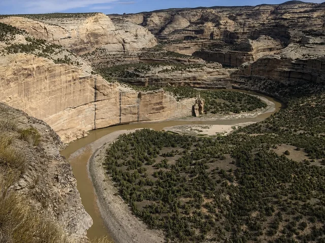 the Yampa River bend from Harding Hole Overlook on Yampa Bench Road in Dinosaur National Monument.
