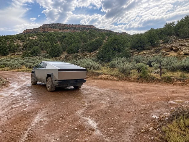 the Mantle Ranch Road junction on Yampa Bench Road in Dinosaur National Monument.