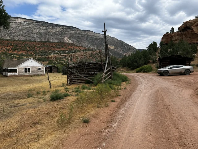 the ranch approach road on Yampa Bench Road in Dinosaur National Monument.