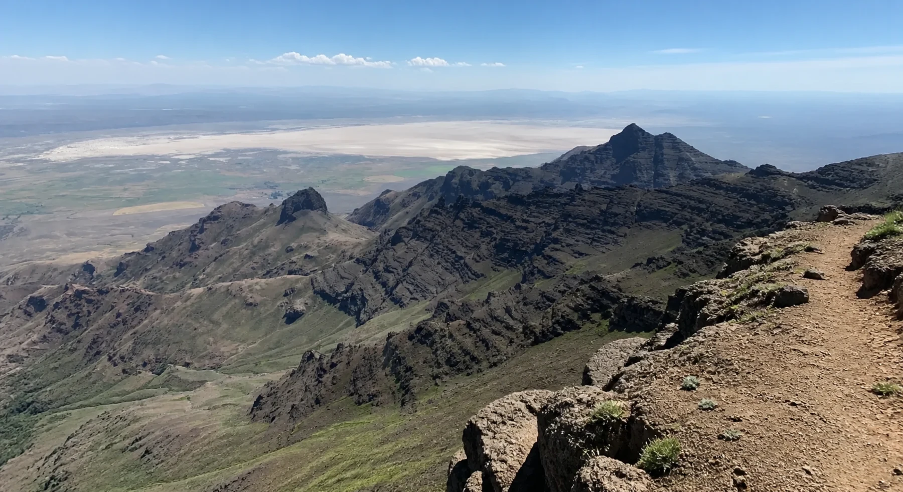 A sweeping high-desert view from Steens Mountain in Oregon