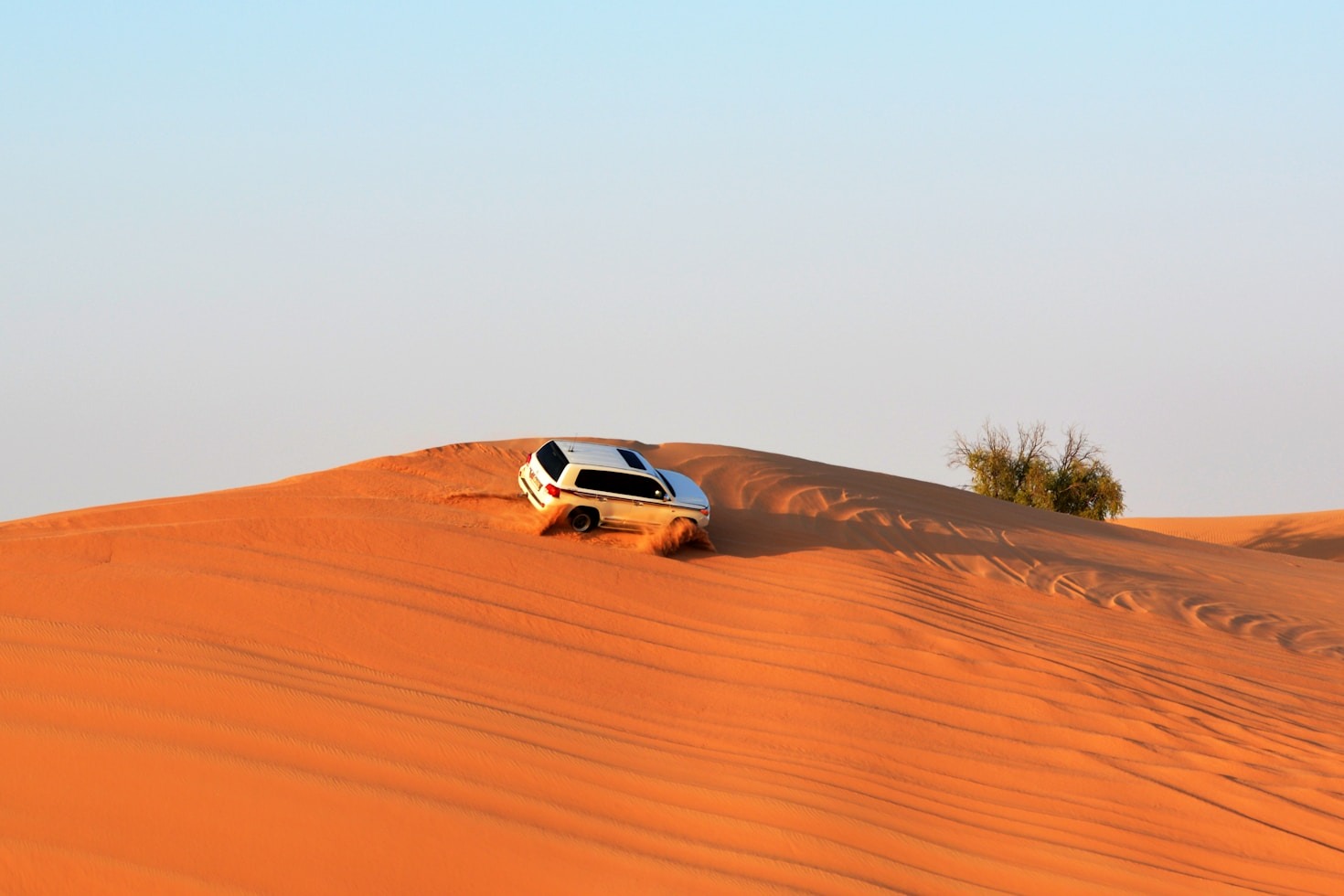 Best Accessories for Offroading with Electric Cars